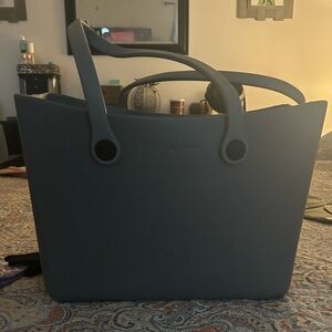 Verse Tote